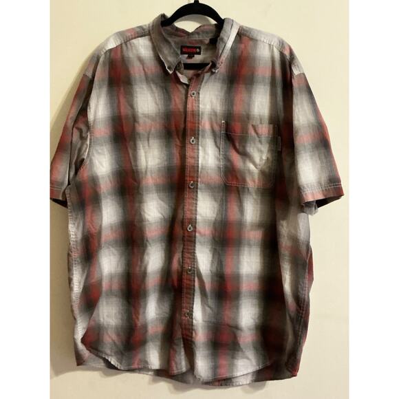 Wolverine Shirt Adult XXL Red Plaid Short Sleeve Button Down Men - Picture 1 of 7